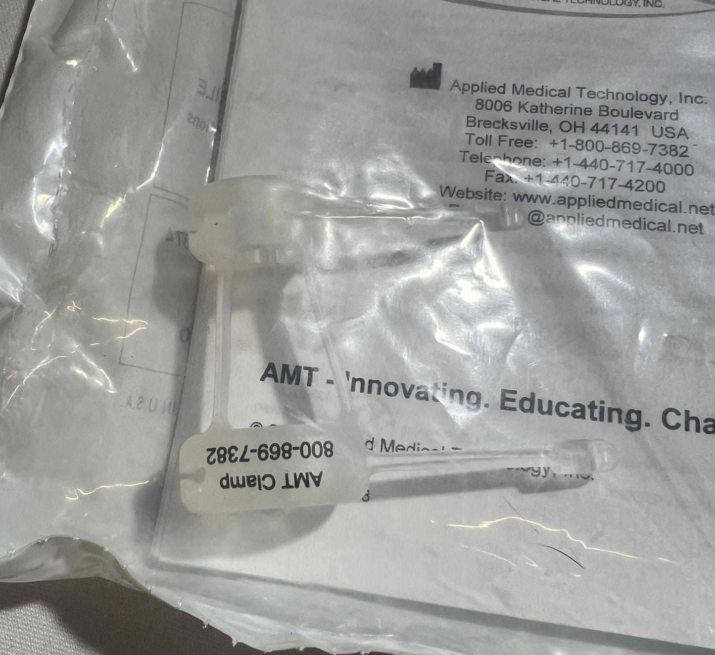 AMT Clamp Feeding Tube Connector - E4-3000 - 1 Unit - OOD