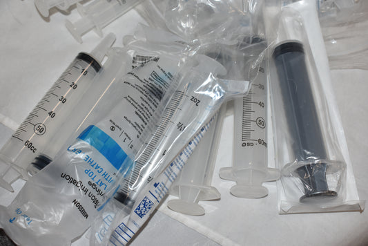 31x 60ml Cath Tip Oral Syringe Mixed Lot - OOD